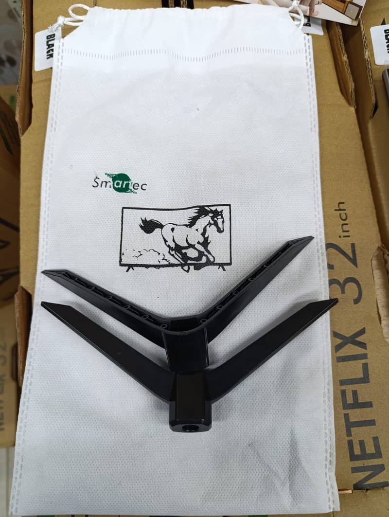 Smart TVs |LED TV 32, inch | Smartec Brand New Models 18M warranty

                                                            alt=