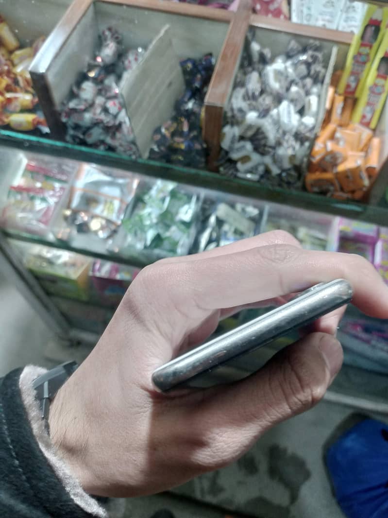 iPhone X not pta panel change

                                                            alt=