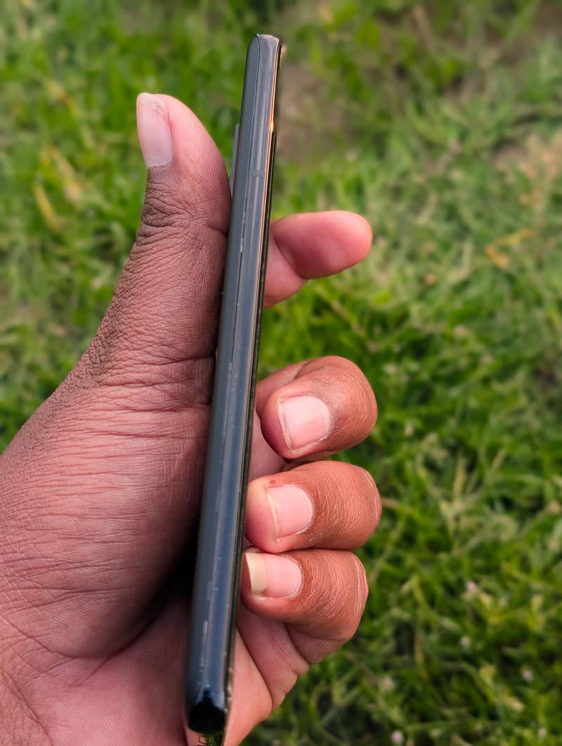 S21 Ultra With Box Pta aprov condition 10/8.5 Double sim

                                                            alt=