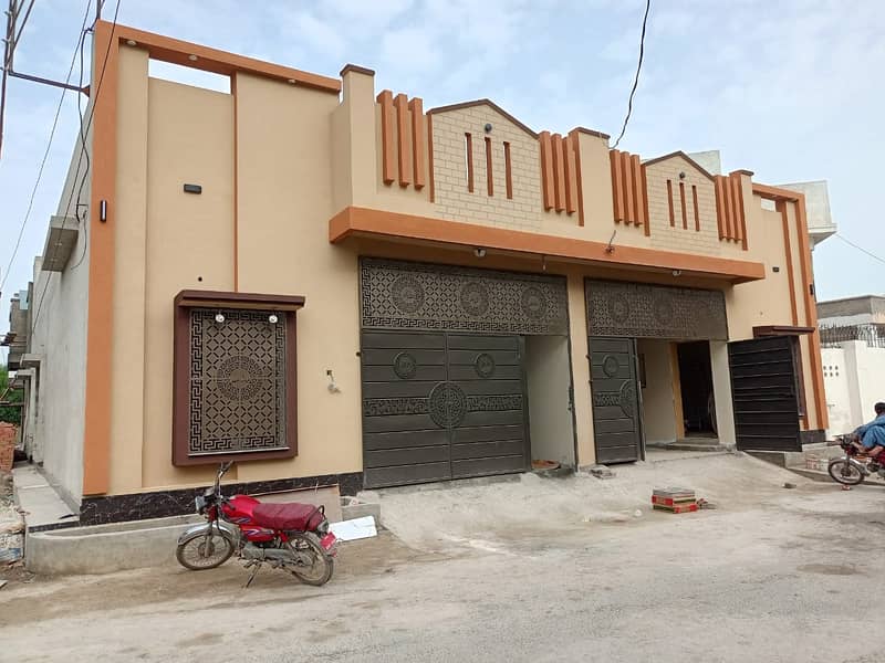 Rockwall & Graphy - Auto Garafi - Wall Paint - rockwall - Paint Polish

                                                            alt=