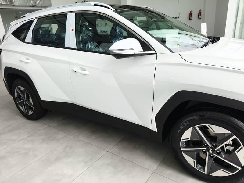 Hyundai Tucson Smart Hybrid

                                                            alt=