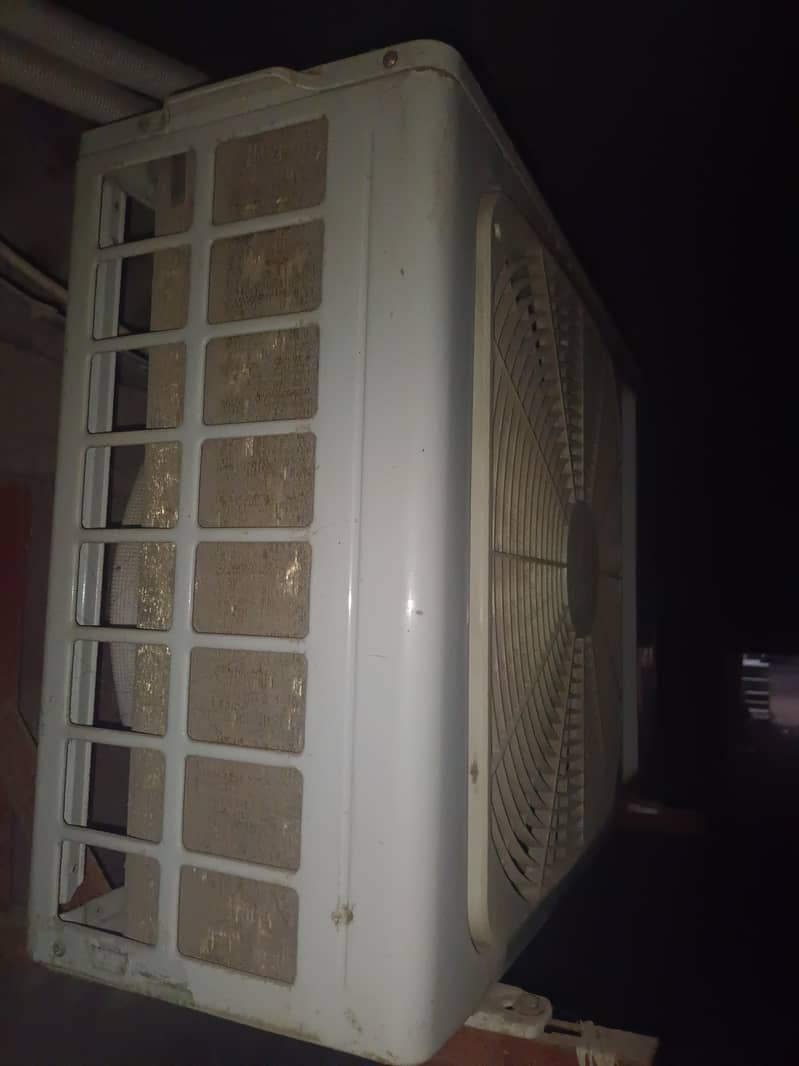 ac 1 ton

                                                            alt=