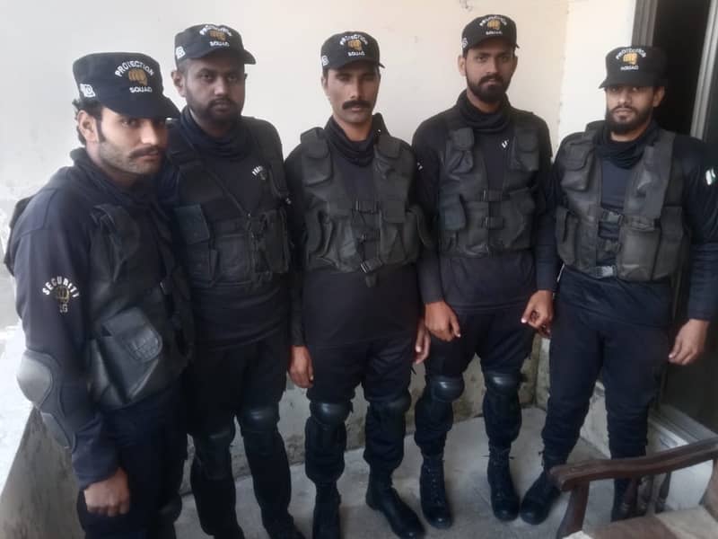Event Security Guards , EX-SSG Commandos, Security Guards

                                                            alt=
