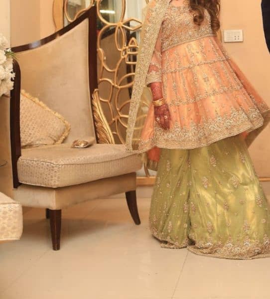 walima dress

                                                            alt=