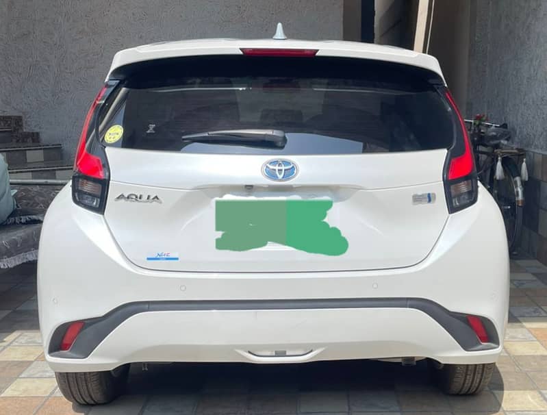 Toyota Aqua 2021 Z full option

                                                            alt=