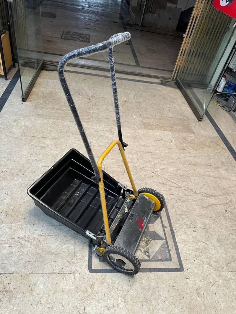 manual lawn mower, grass cutter machine, lawn mower, machine

                                                            alt=