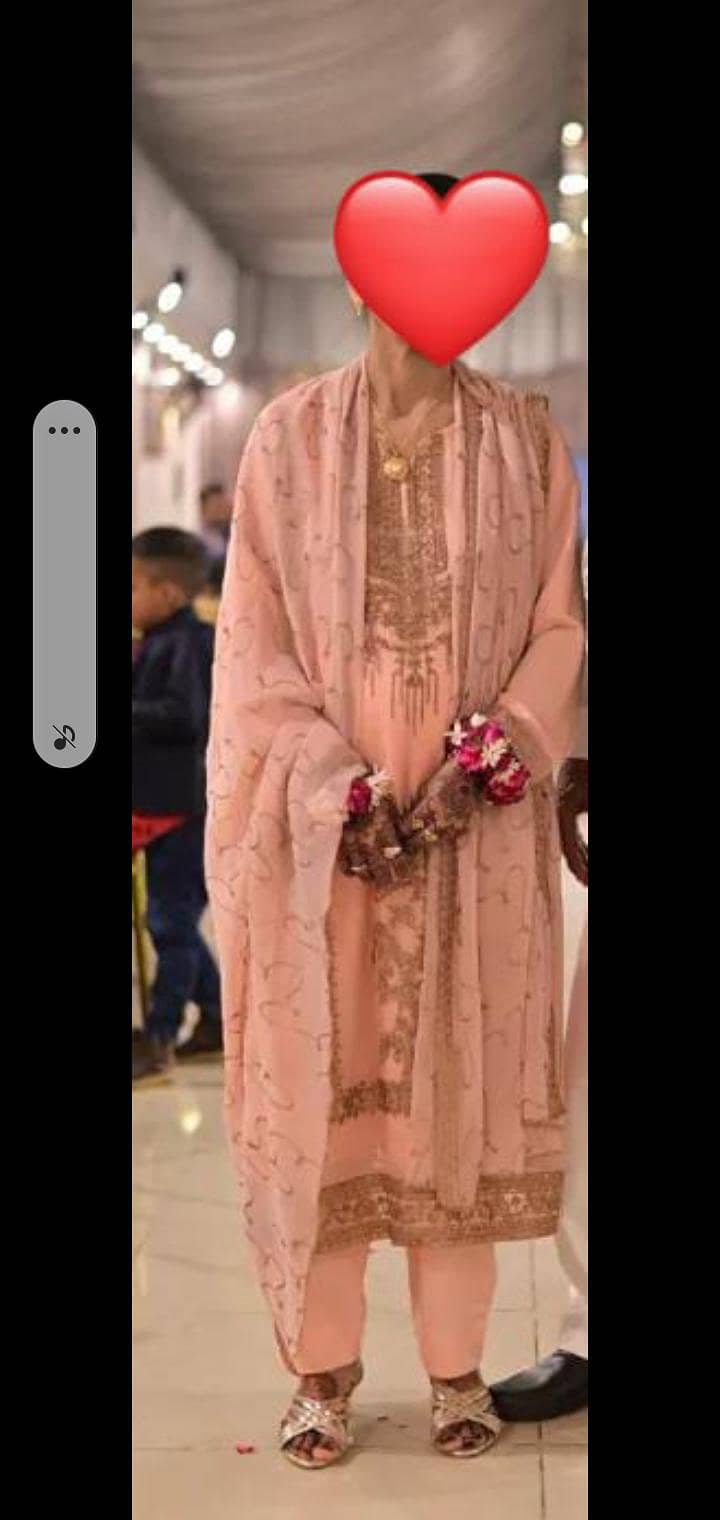 3ps suit

                                                            alt=