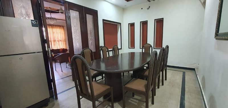 1 Kanal House Fully Furnished

                                                            alt=