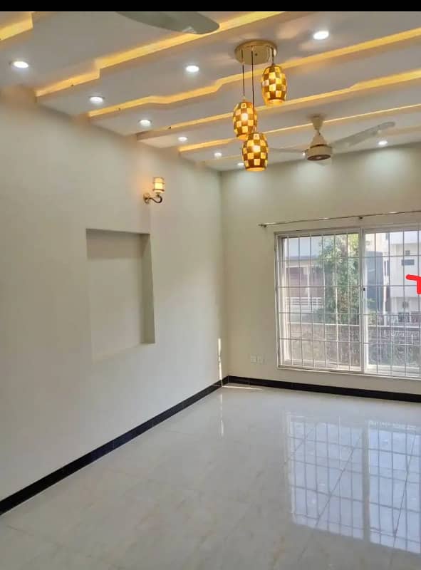 House For Rent

                                                            alt=