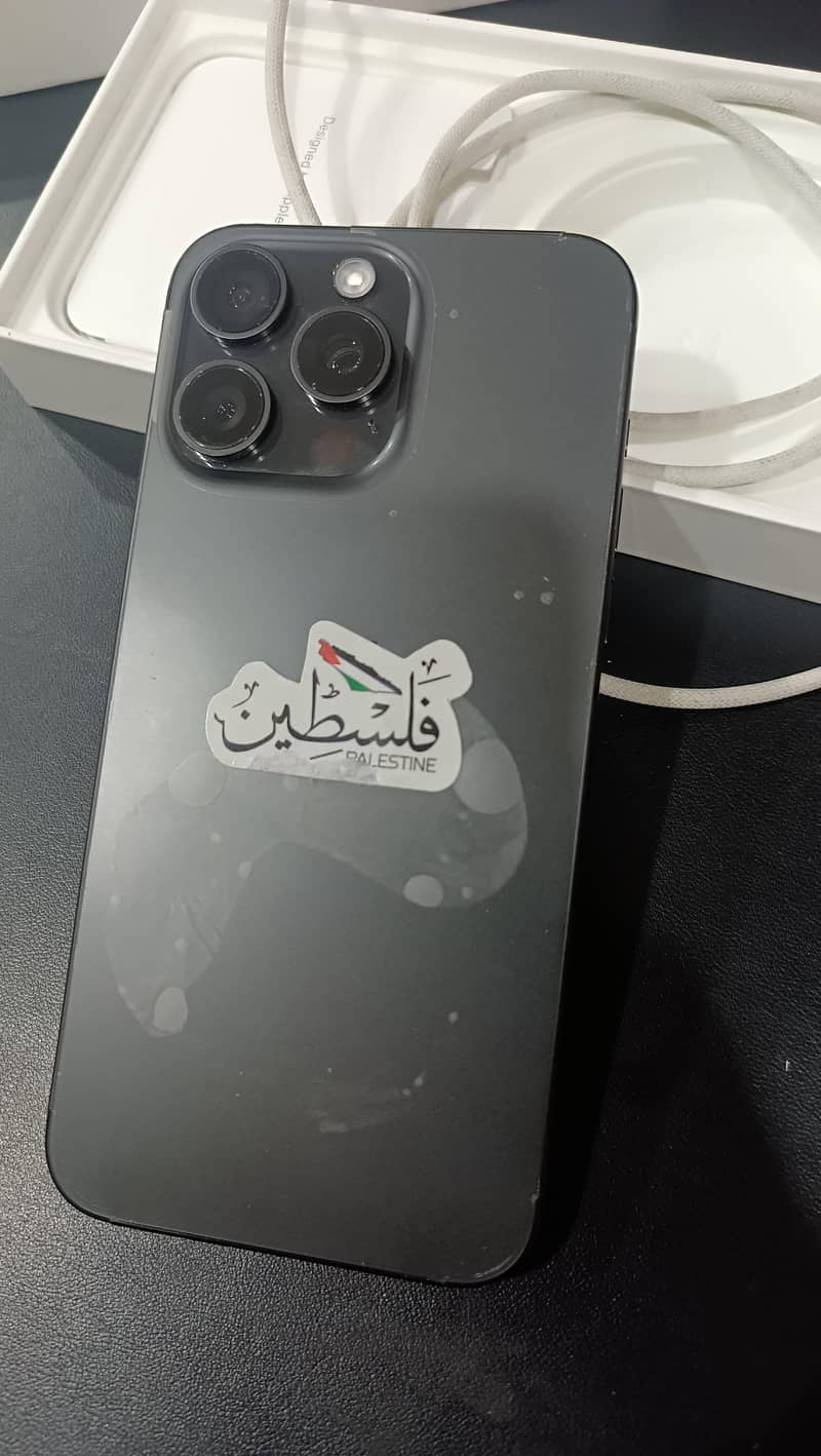 iPhone 15 Pro Max - 512gb - Gray(Non-PTA) 10/10 scratchless -WaterPack

                                                            alt=