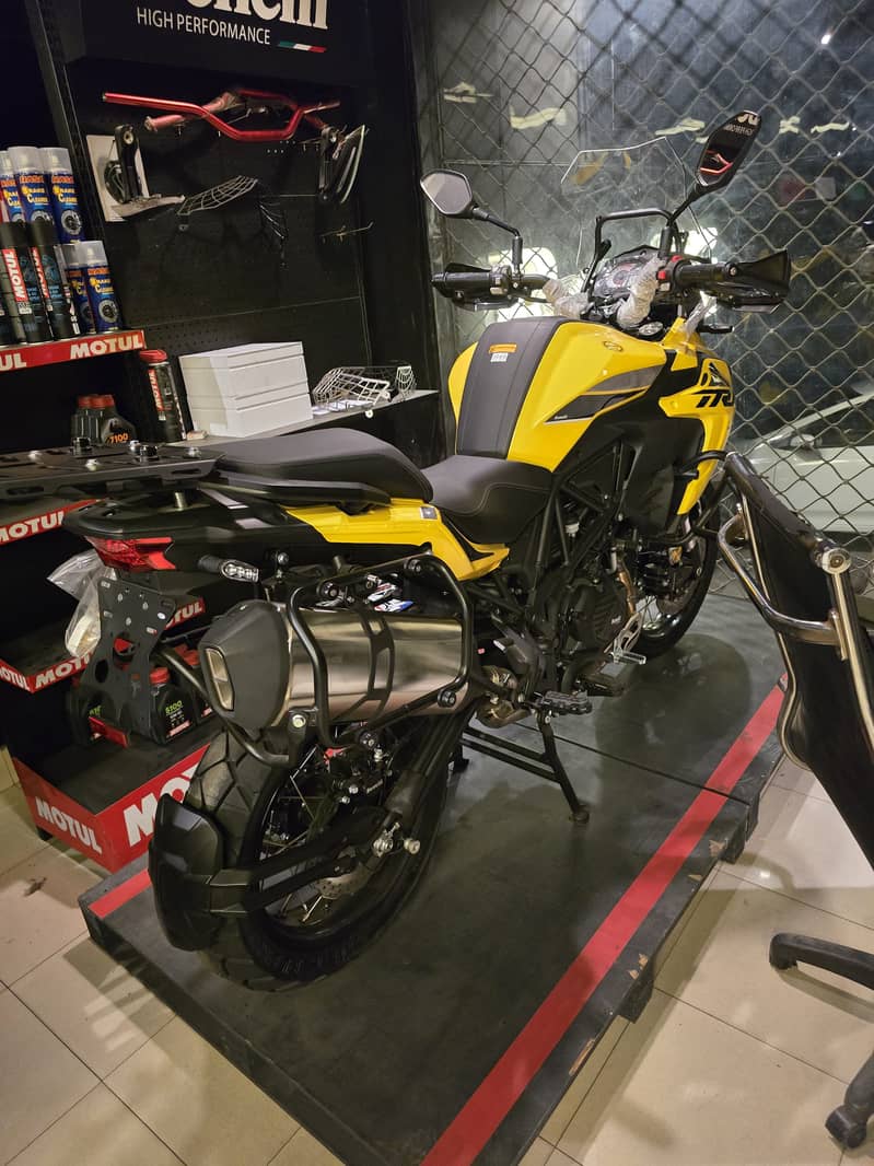 TRK-502X 2025 Model | Benelli Bikes | TRK 502X

                                                            alt=