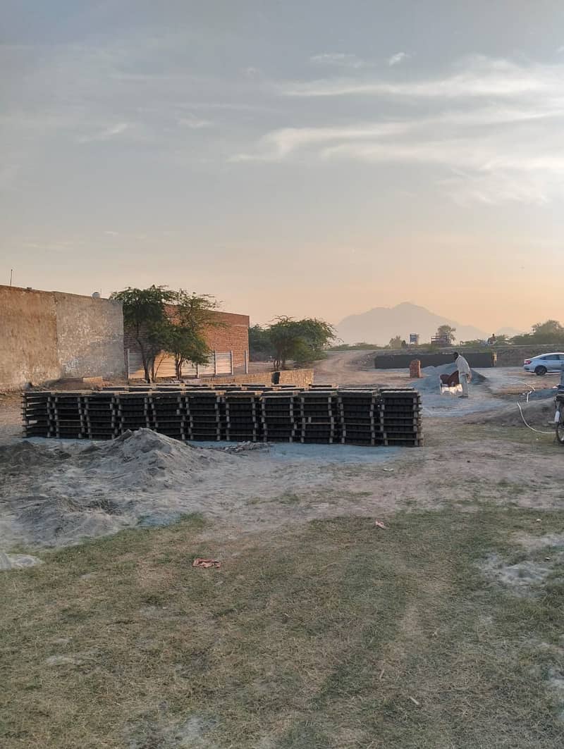 Tuff tiles , pavers , karb stone , interlock paver concrete Blocks/

                                                            alt=