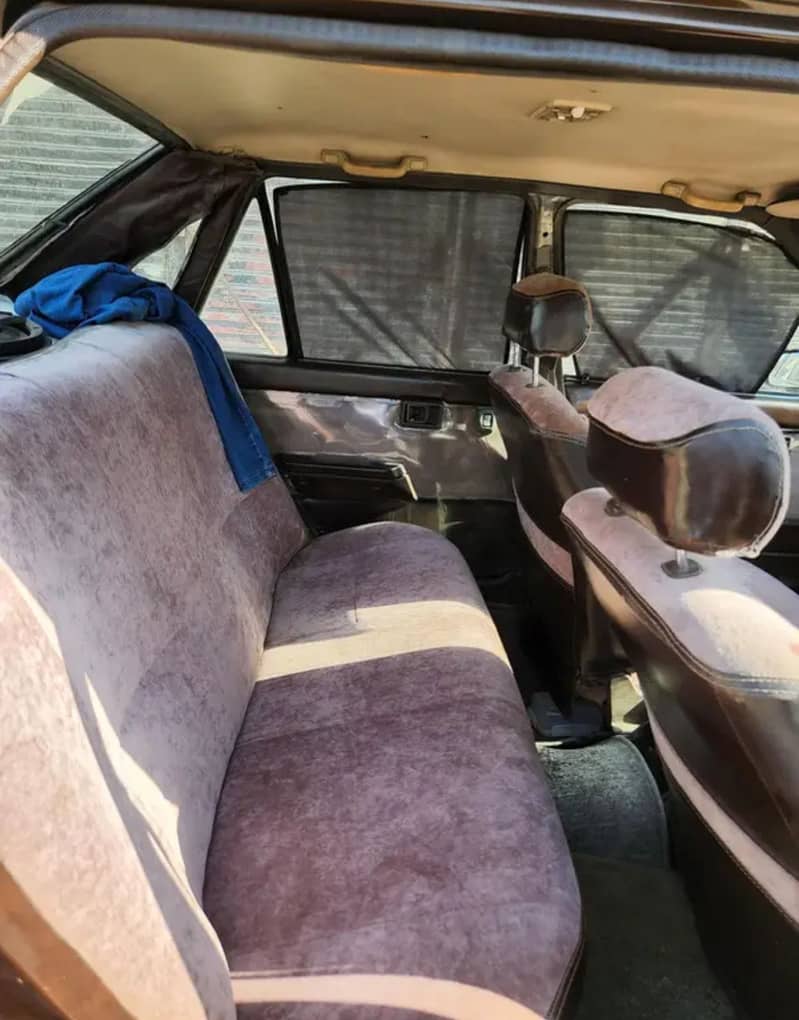 Toyota Corolla Sprinter Automatic 1986

                                                            alt=