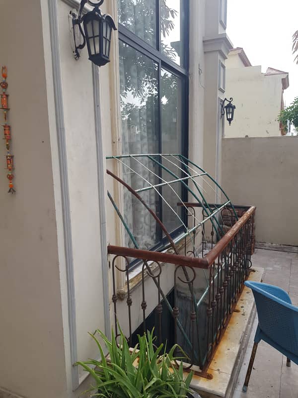 10 Marla House for Sale

                                                            alt=