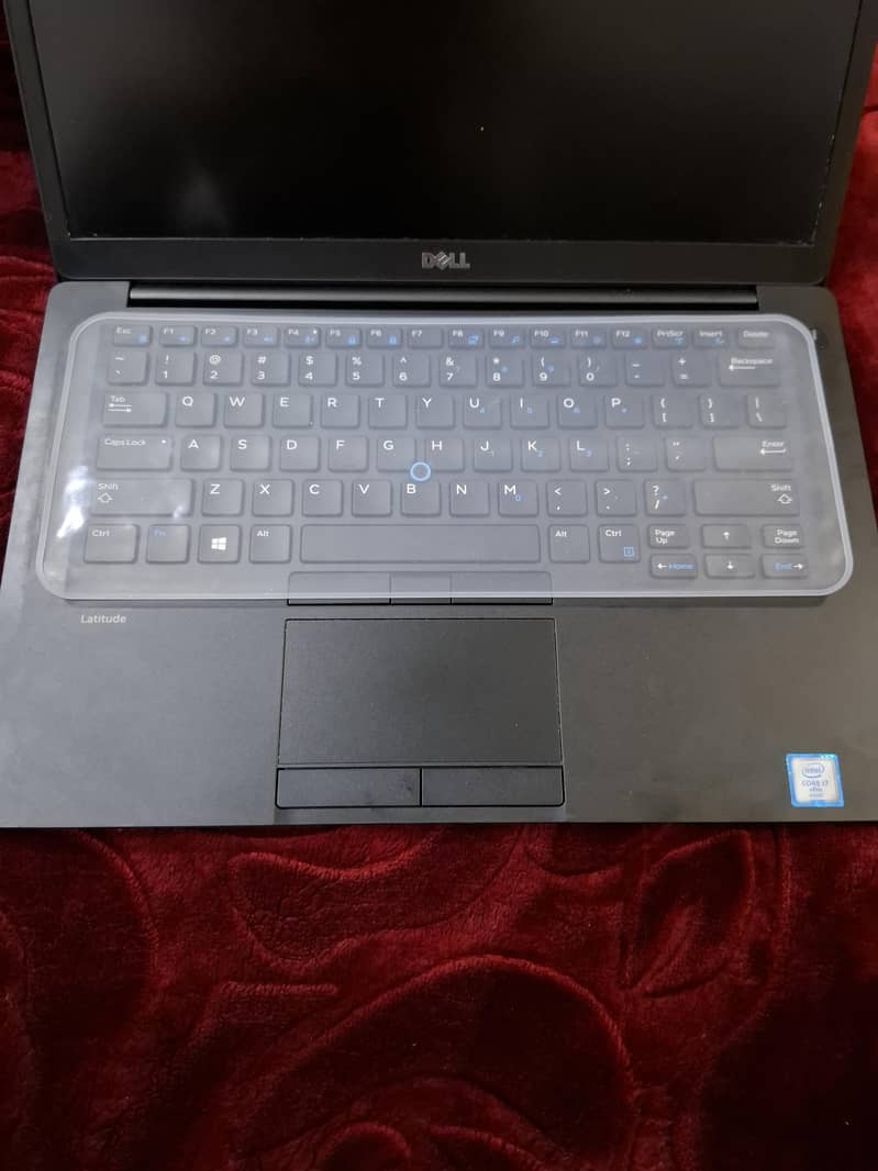 Dell laptop for sell core i7 6th generation storage 6 128 only 2 month

                                                            alt=
