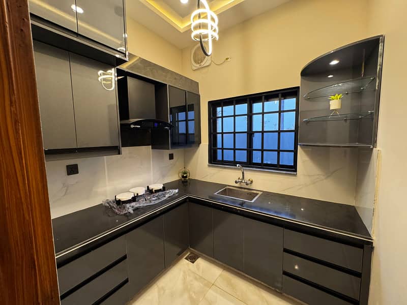 3m Brand New house available for rent in Al Kabir Town phase 2 raiwand road Lahore

                                                            alt=