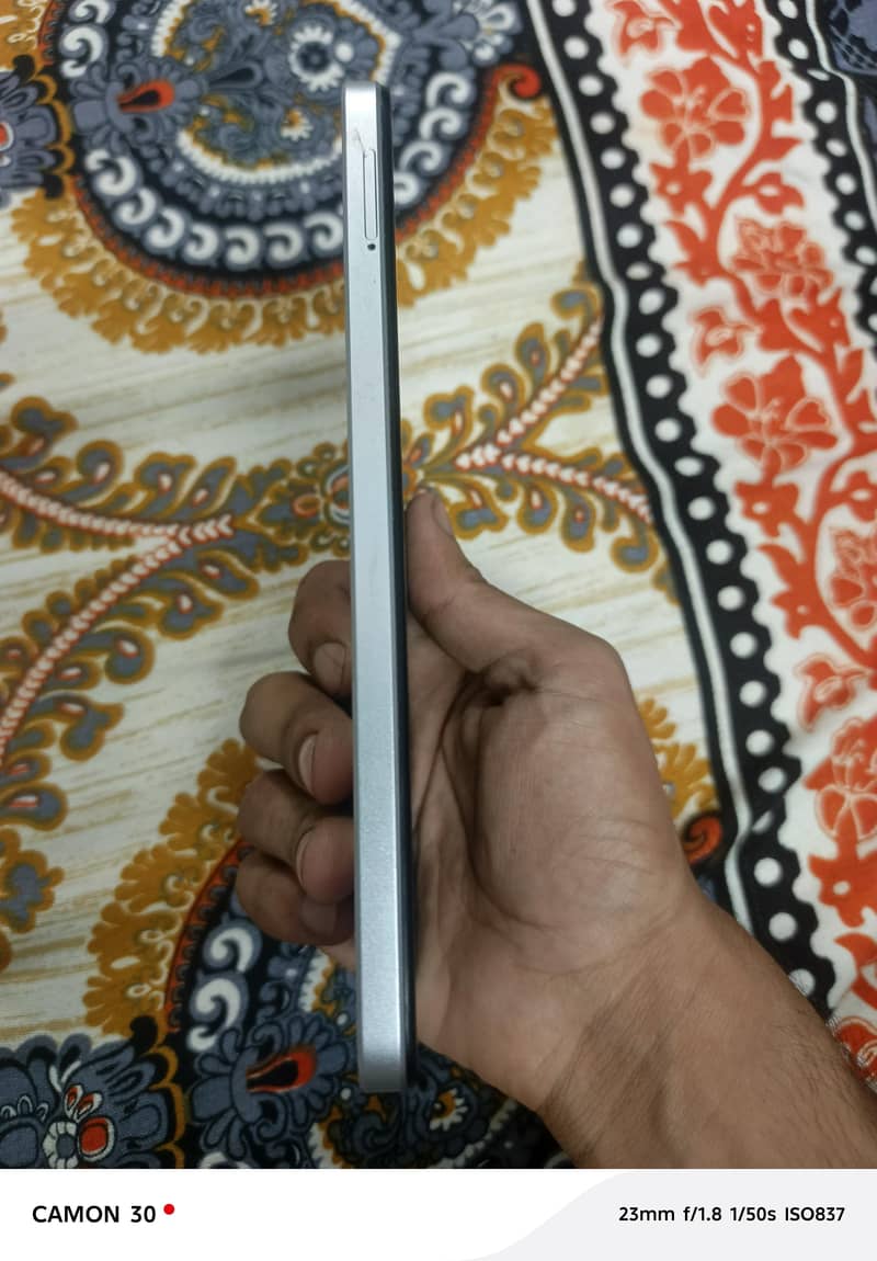 infinix hot 30 play ram 4+4 rom 64

                                                            alt=