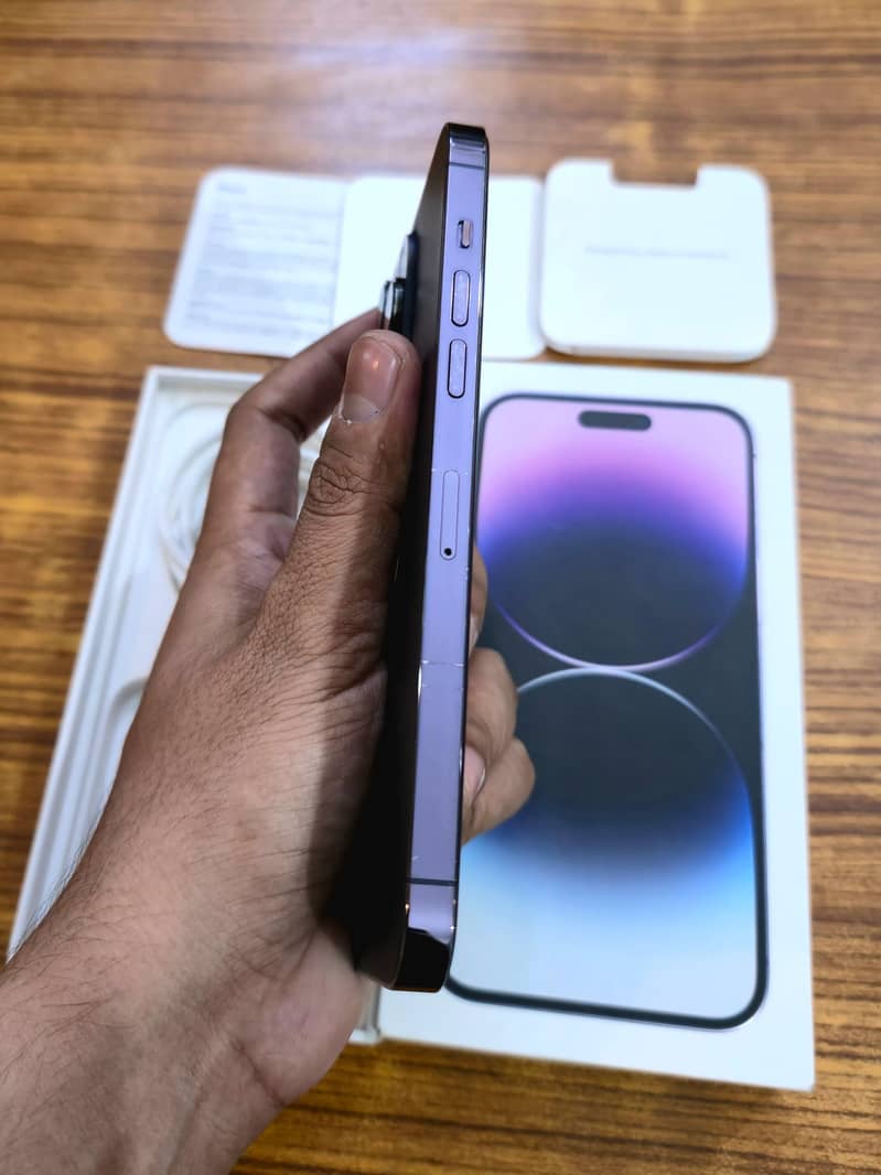 I phone 14 pro max

                                                            alt=