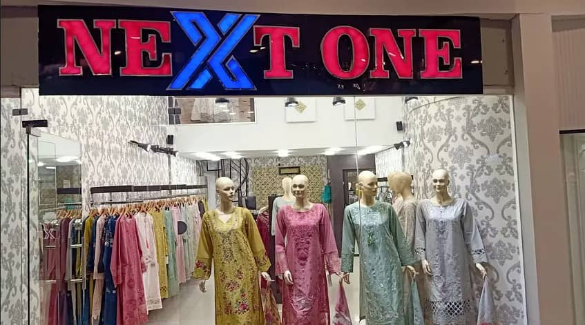 Female Sale Assistant / Job Offer / Job Hirring

                                                            alt=