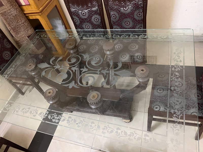 Dinning table

                                                            alt=