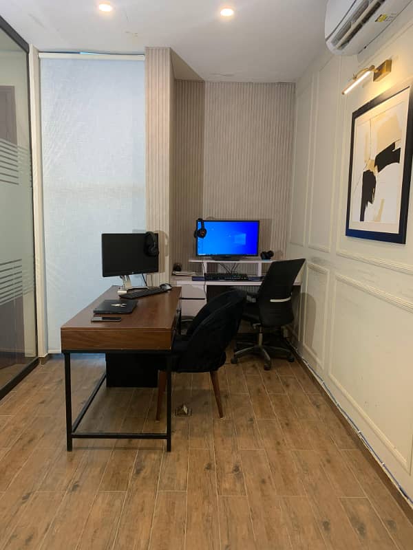 G-9 SEPARATE PLAZA 10,000 SQUARE FEET HUGE CAR PARKING BEST FOR SOFTWARE HOUSES & IT COMPANIES

                                                            alt=