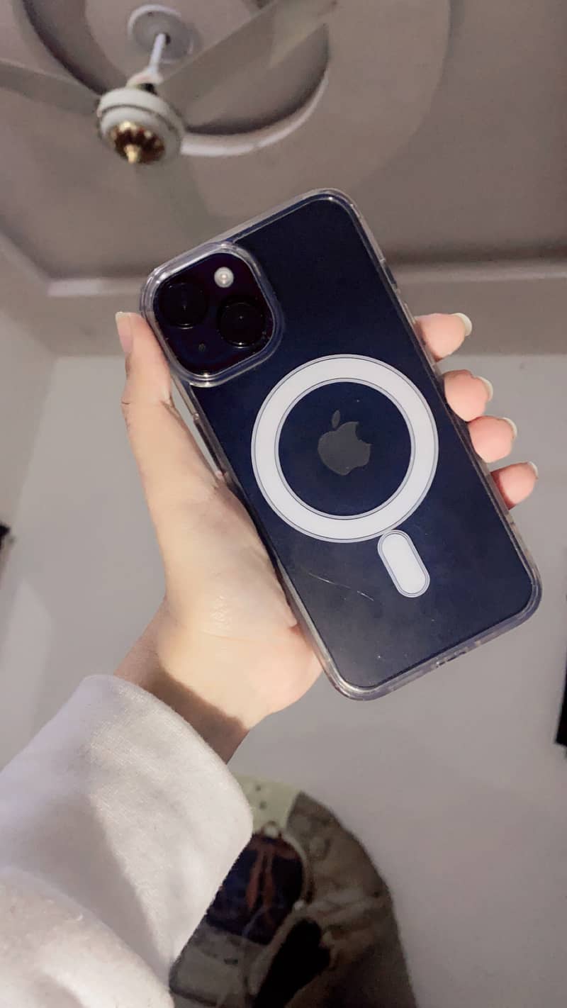 iPhone 14, 128GB, 97% battery health, JV, Water Pack

                                                            alt=