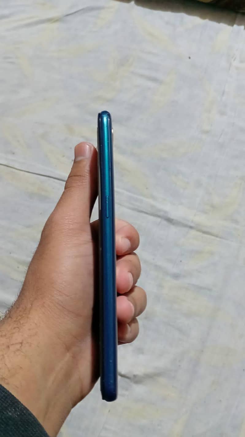 OPPO AX7 | NON PTA | 2014

                                                            alt=