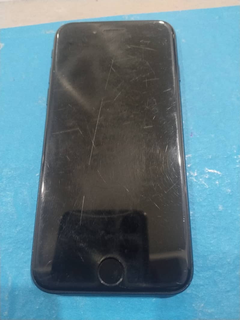 iPhone SE 2020

                                                            alt=