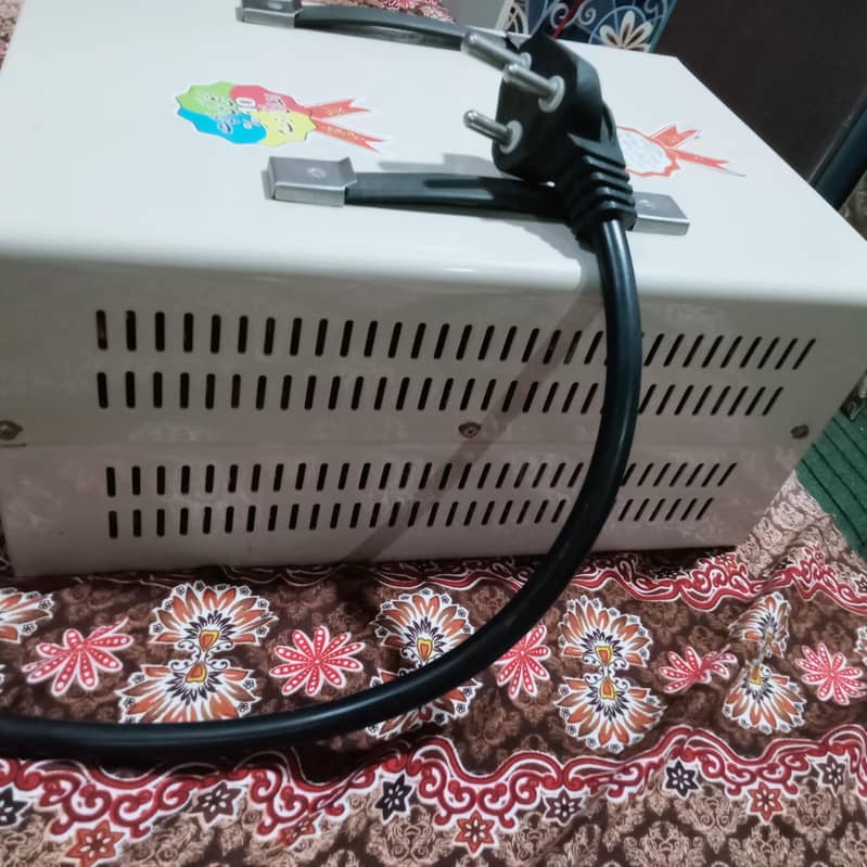 Automatic voltage Stabilizer

                                                            alt=