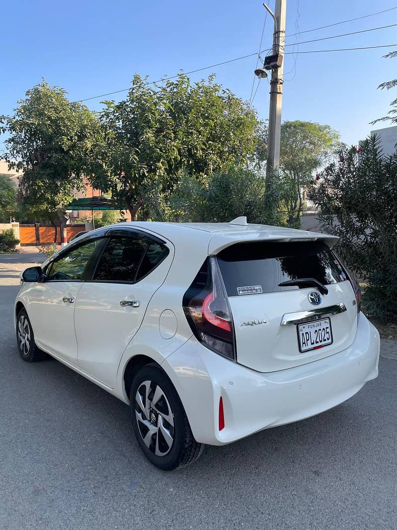 Toyota Aqua S LED Soft Leather Selection 2021

                                                            alt=