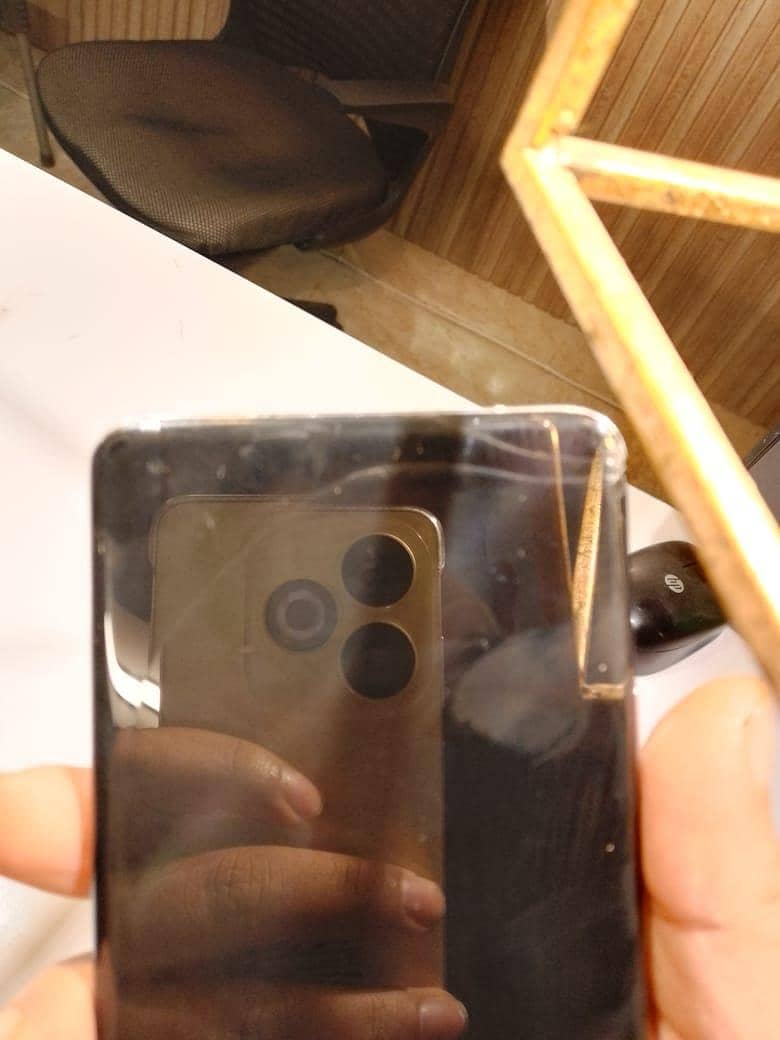 12+4 256GB

                                                            alt=