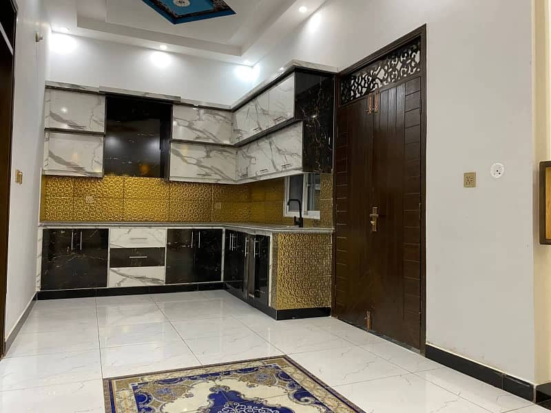 House Of 120 Square Yards In Model Colony - Malir For rent

                                                            alt=