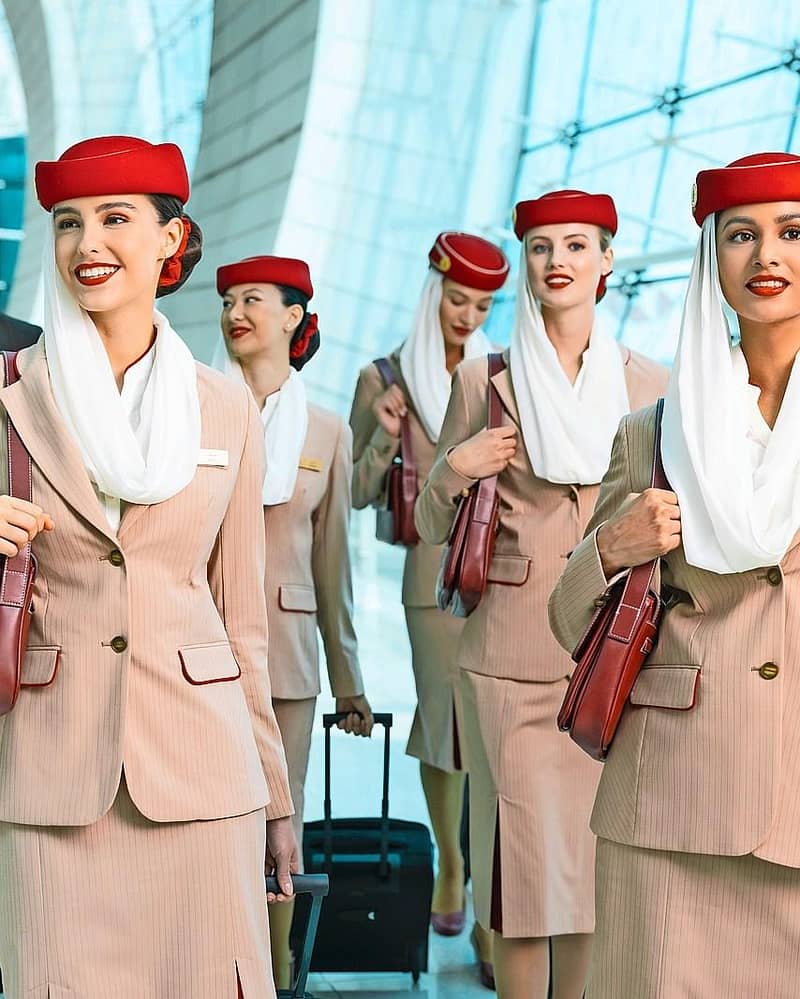Females Airhostess In Emirates Aviation

                                                            alt=