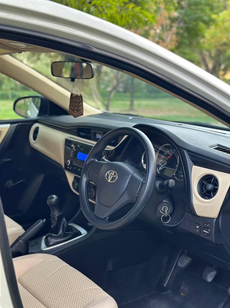 Toyota corolla 2018

                                                            alt=