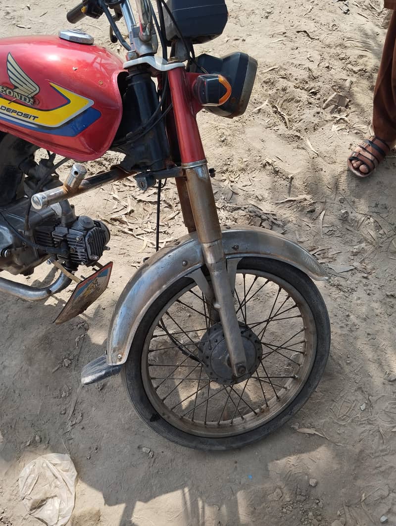 Honda Cd 70 for sale Good Condition & Good Average

                                                            alt=