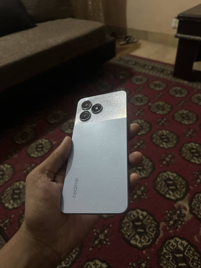 Realme Note 50 4/64 urgent sell

                                                            alt=