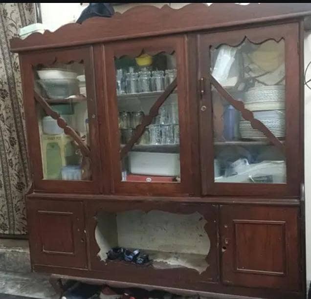 wooden showcase

                                                            alt=