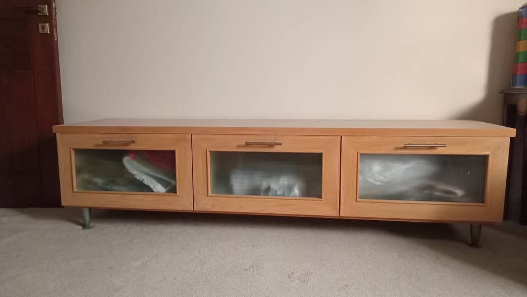 Tv Cabinet with 3 compartments

                                                            alt=