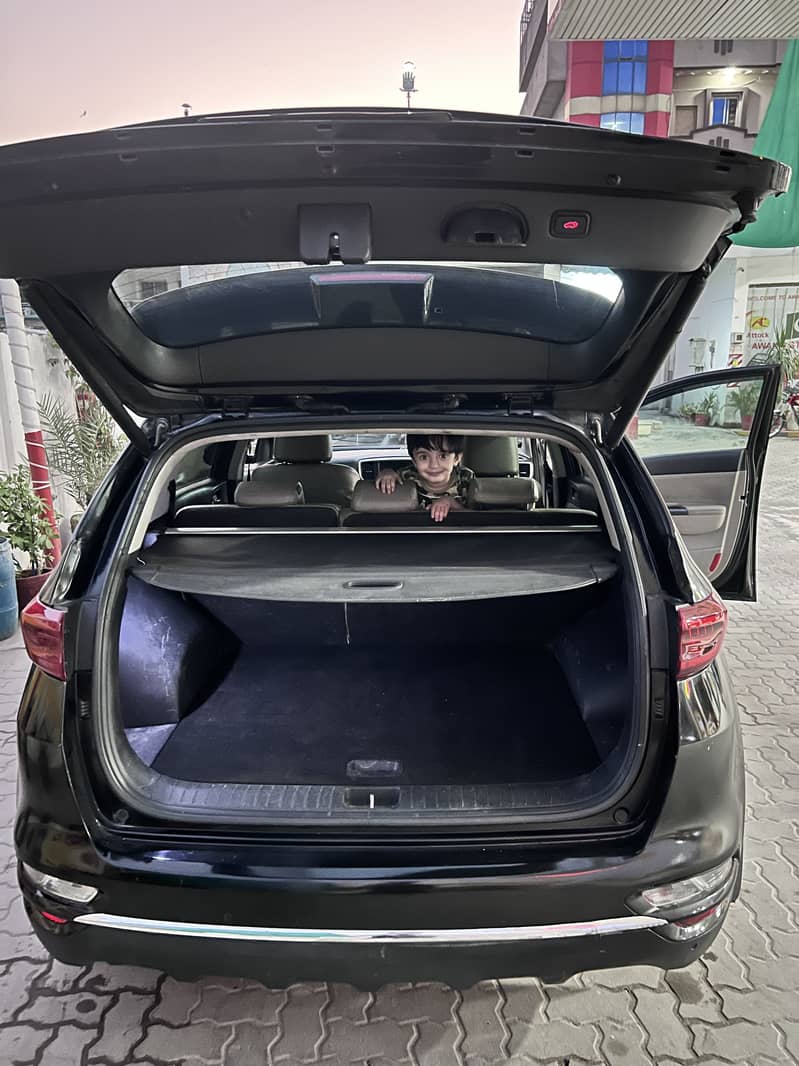 KIA SPORTAGE 2021 AWD

                                                            alt=