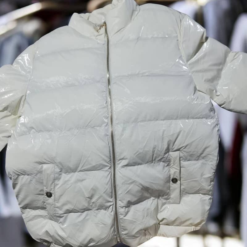 Moncler Enfant Down Jacket Maire Navy

                                                            alt=
