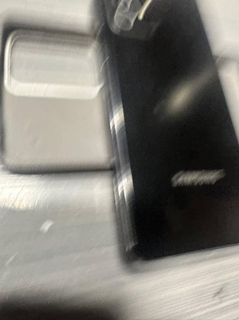 Samsung A52

                                                            alt=