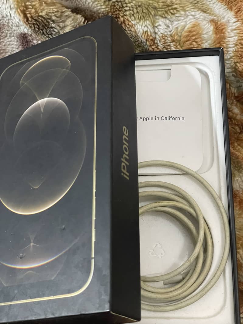 Iphone 12 Pro - 128 GB - PTA Approved

                                                            alt=