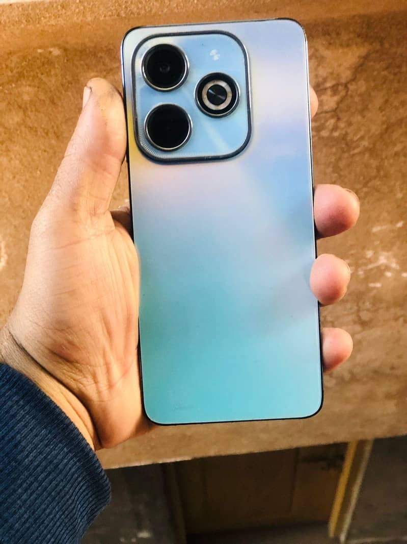 Infinix Hot 40i 8+8/128

                                                            alt=