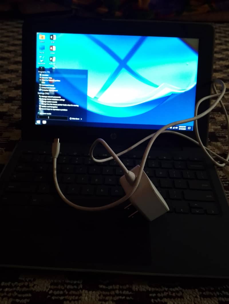 type c chromebook converted in laptop windows 10

                                                            alt=