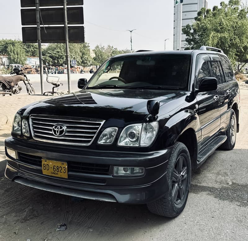 Toyota Land Cruiser Cygnus 2004 2007

                                                            alt=