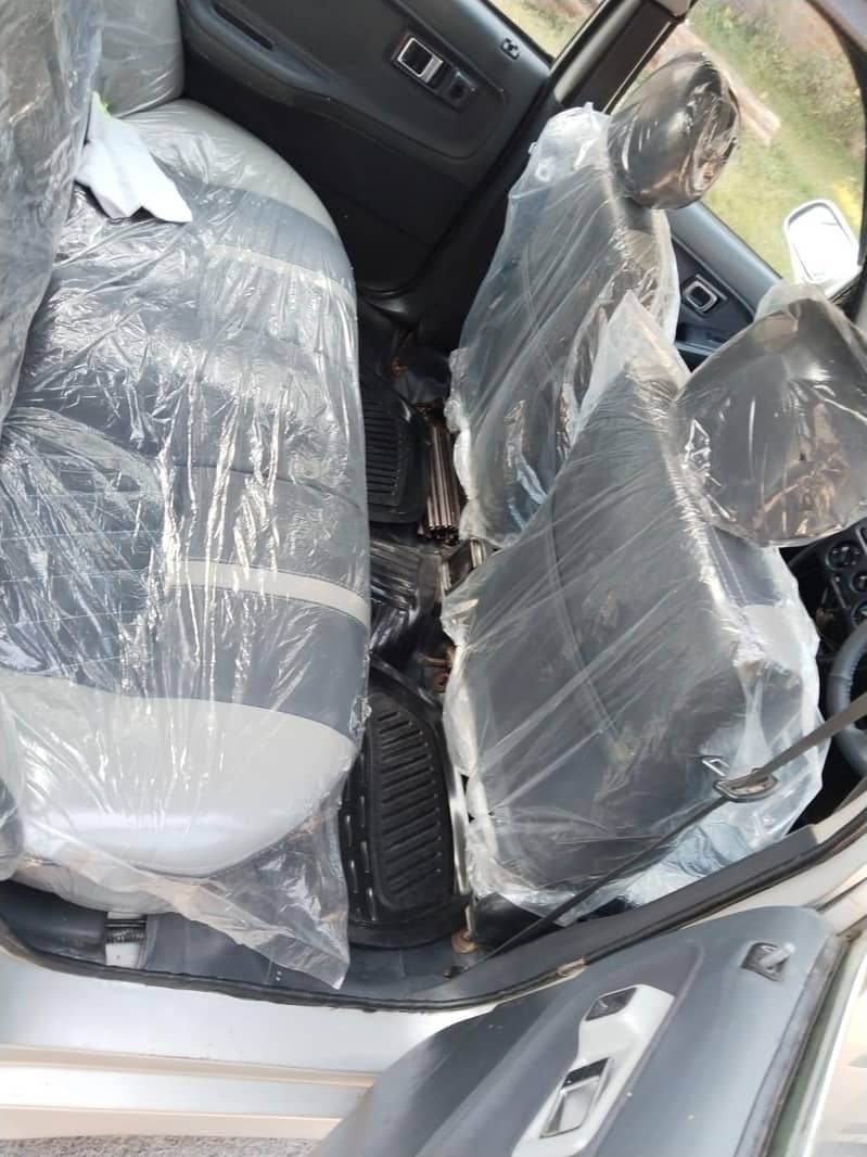 Honda city Automatic Model 2000

                                                            alt=