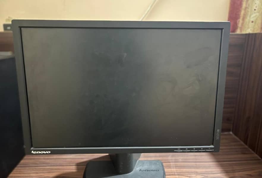 LENOVO MONITOR

                                                            alt=