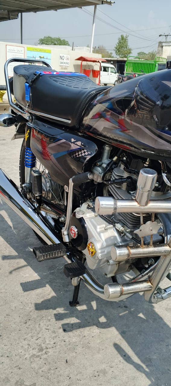 HONDA || CG 125 || Edition || Model 2022

                                                            alt=