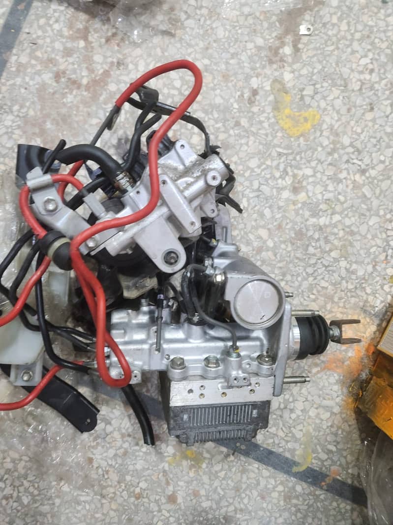 Prius/Aqua/Hybrid Battery/ABS Unit Brake/Leaf/Insight/Note/Axio/Camry

                                                            alt=