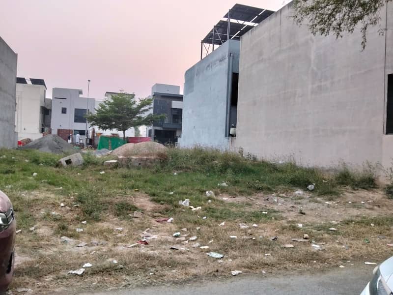 1 Kanal Beautiful Plot Block R Builders Ideal

                                                            alt=